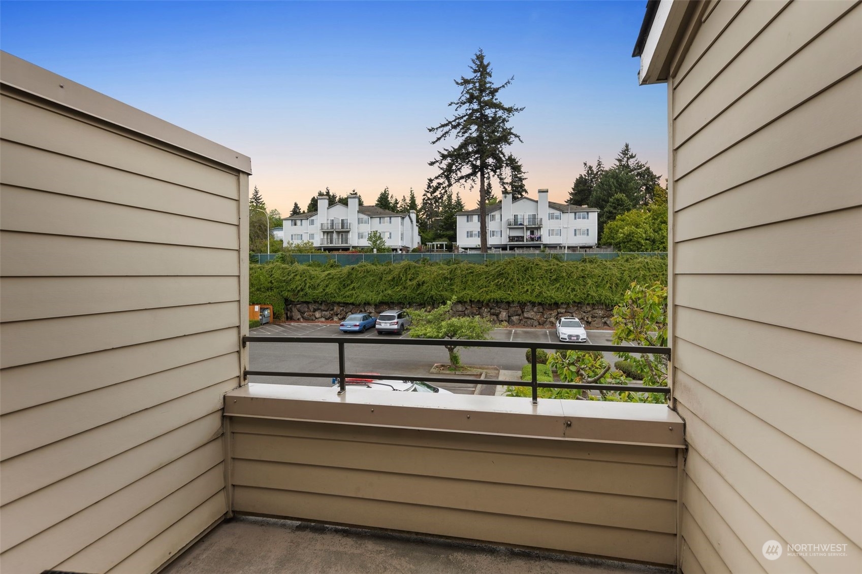 3233 NE 12th Street Unit: 310