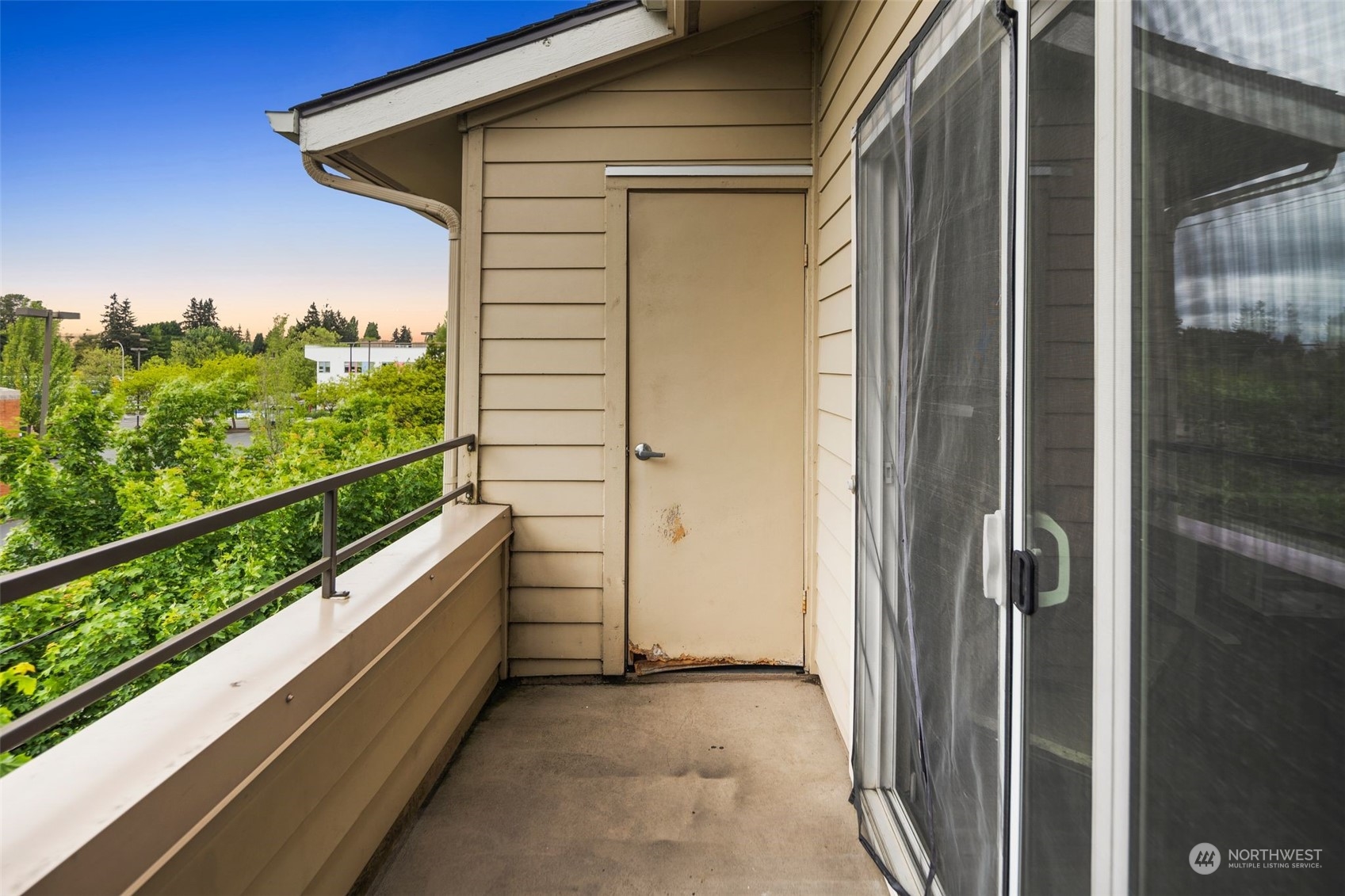 3233 NE 12th Street Unit: 310