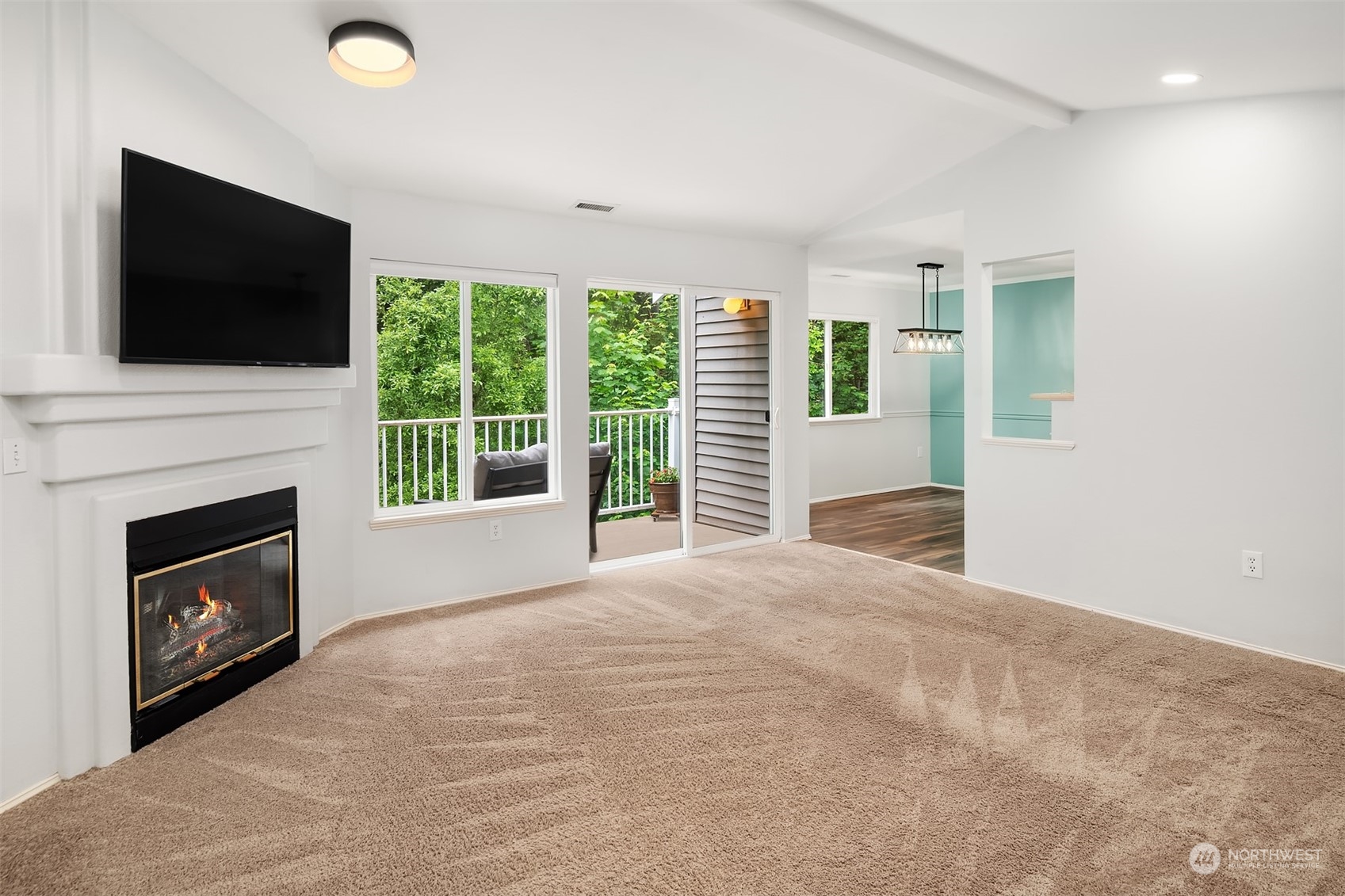 25235 SE Klahanie Blvd Unit: A305