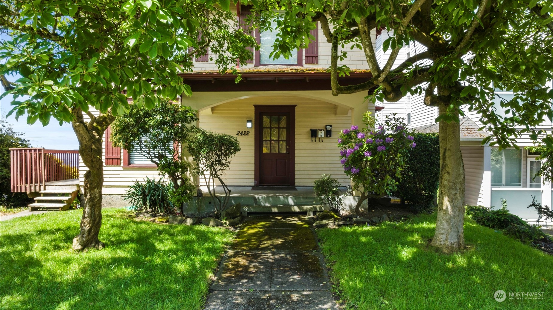 2422 Grand Avenue