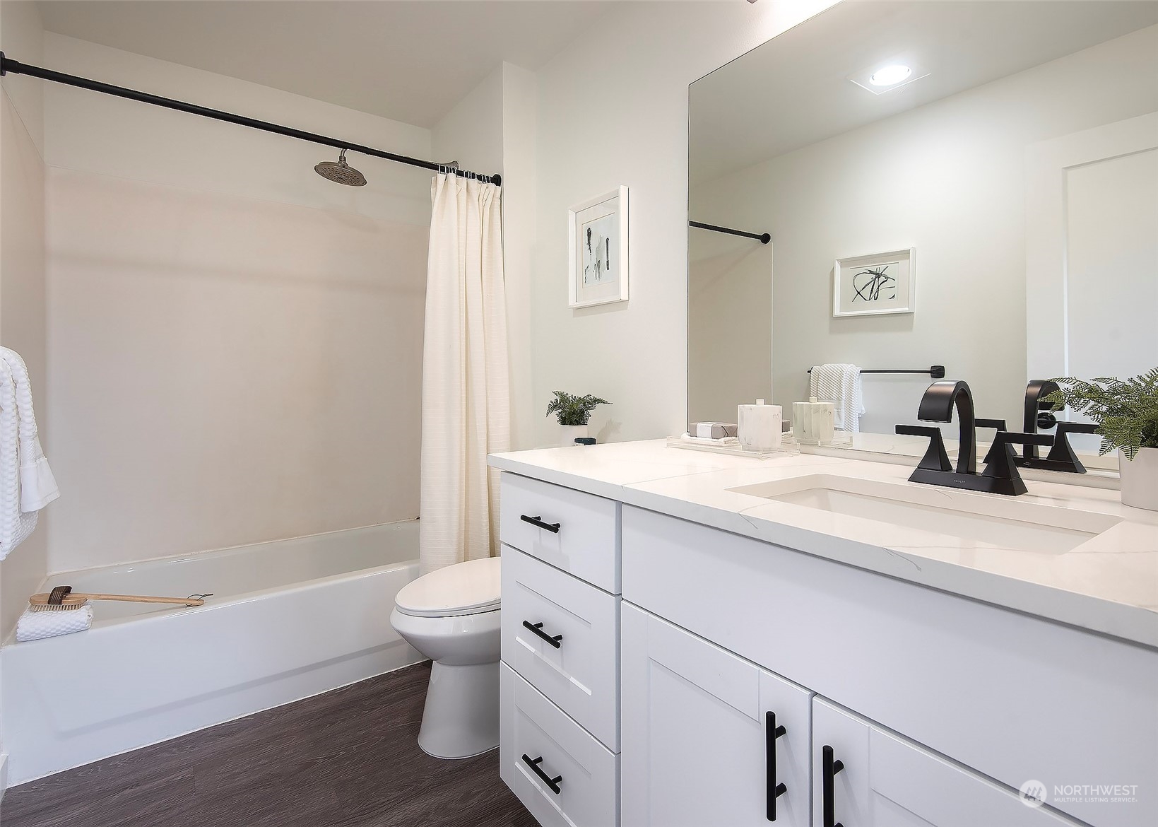15150 140th Way SE Unit: E101