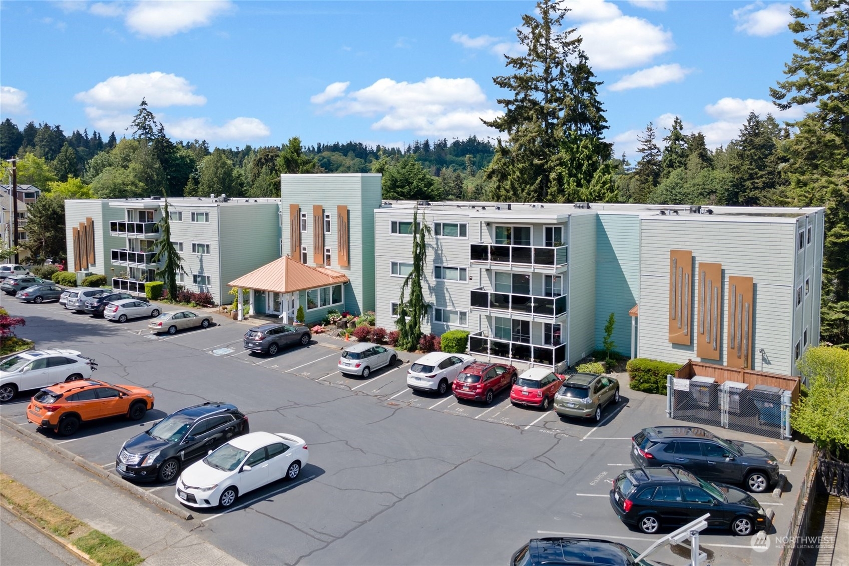 960 5th Avenue S Unit: 203