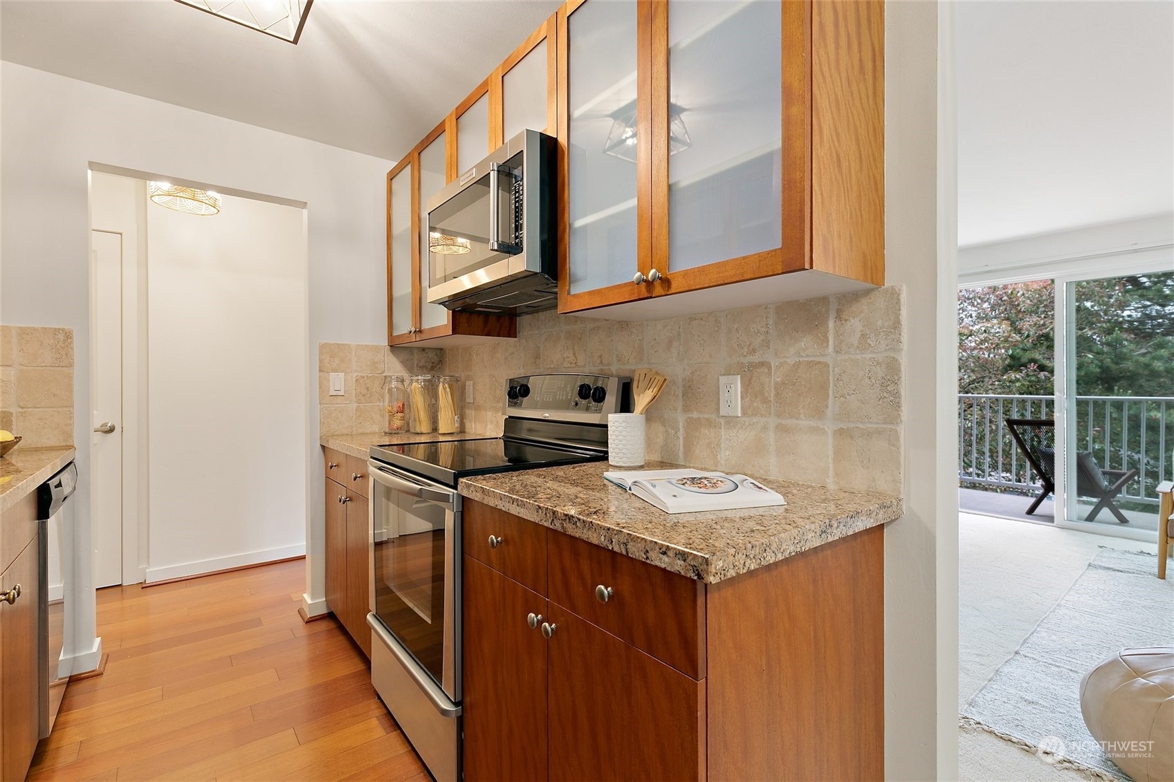 960 5th Avenue S Unit: 203