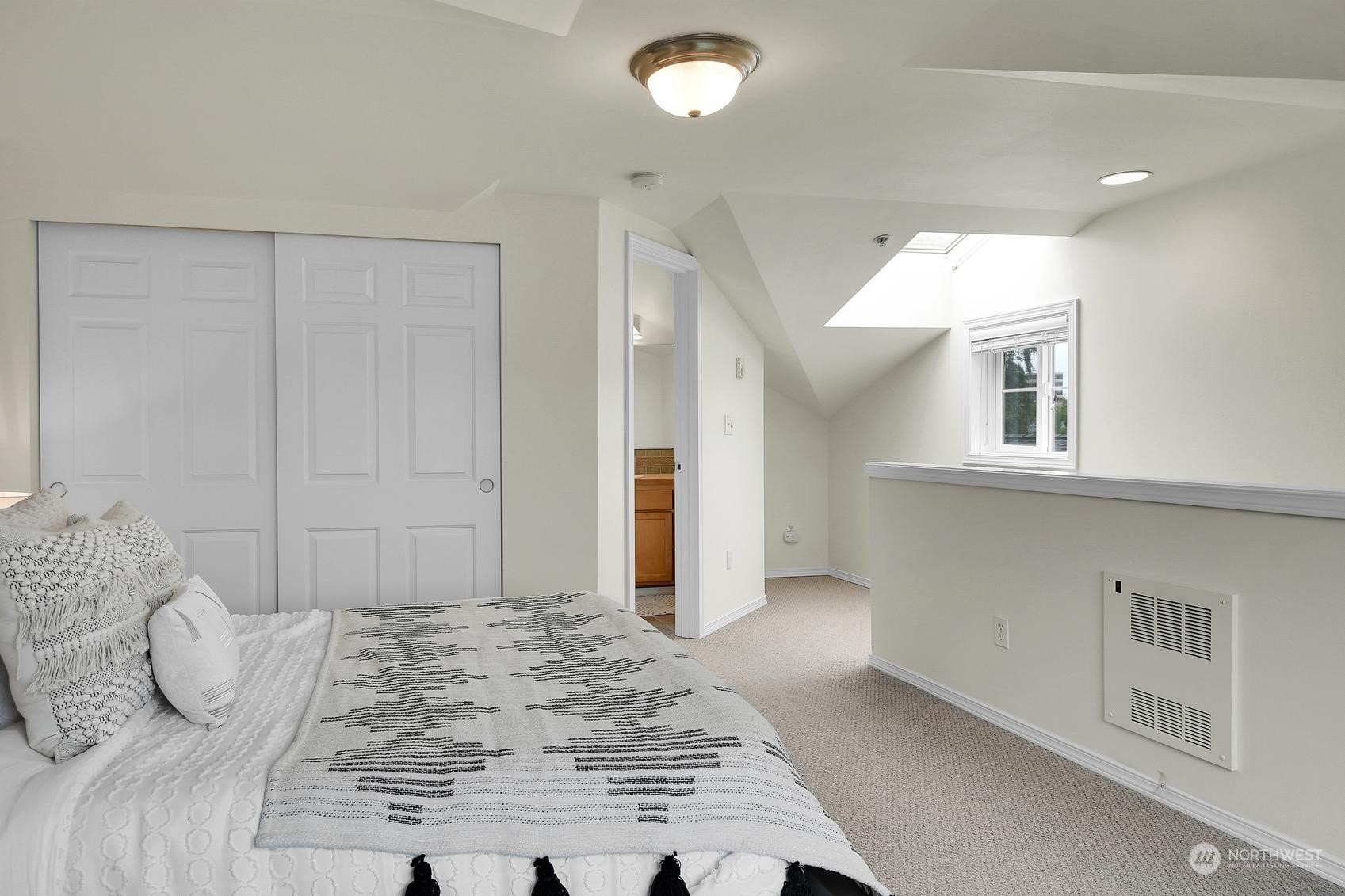 443 Ravenna Boulevard NE Unit: A