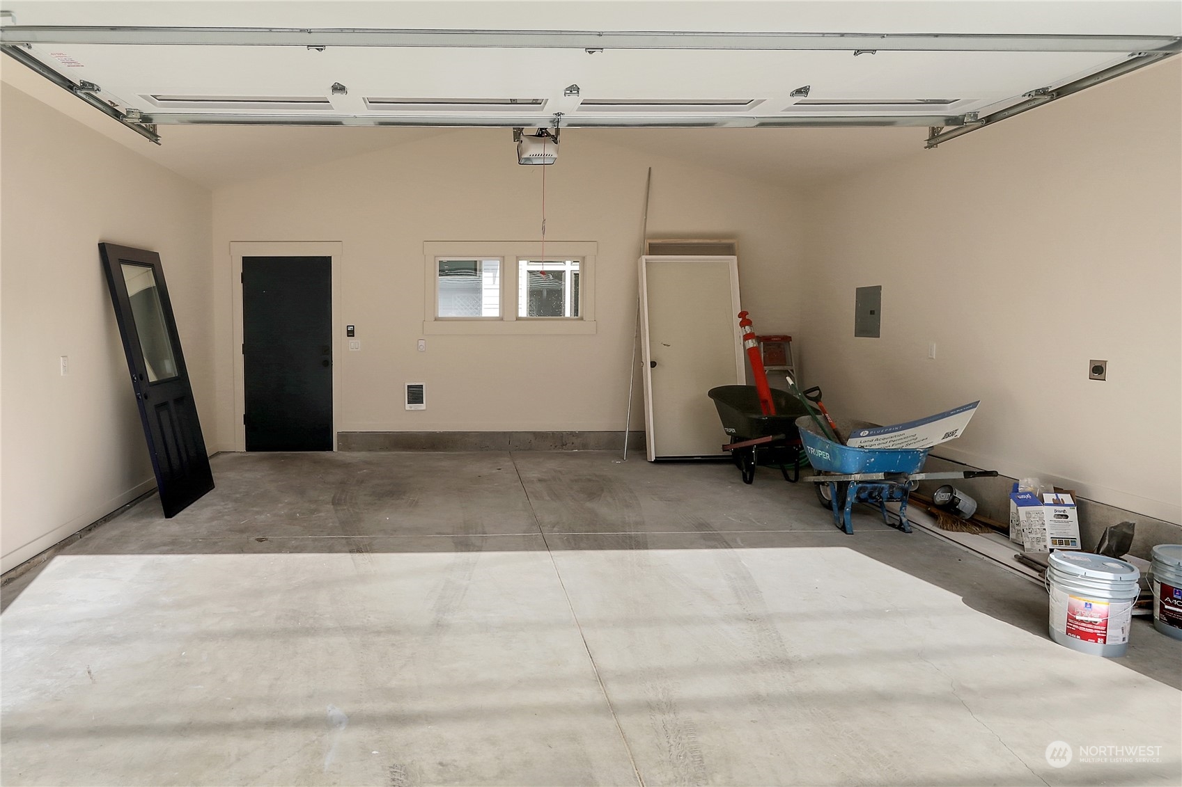 2133 6th Avenue W Unit: 1