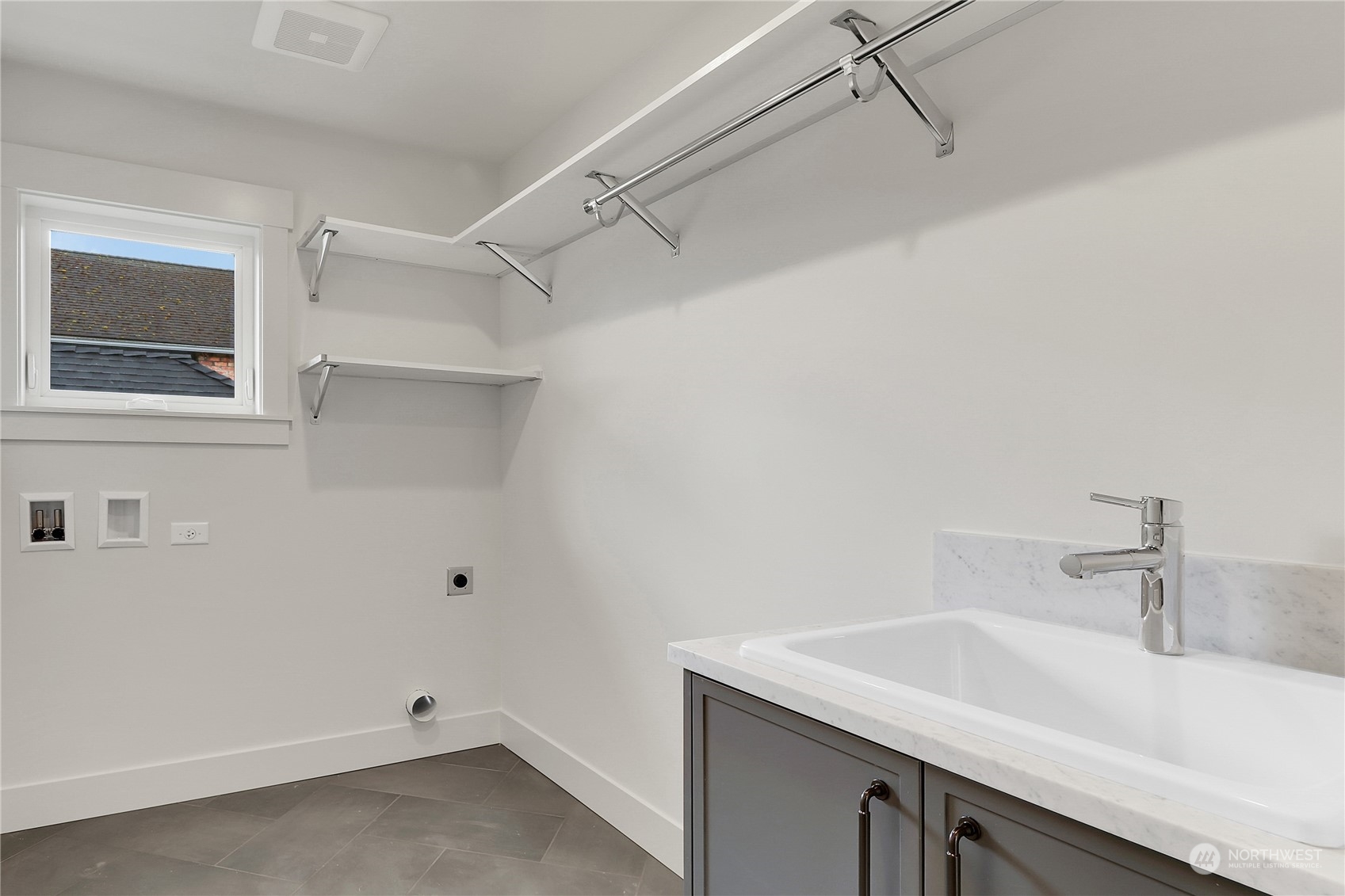 2133 6th Avenue W Unit: 1