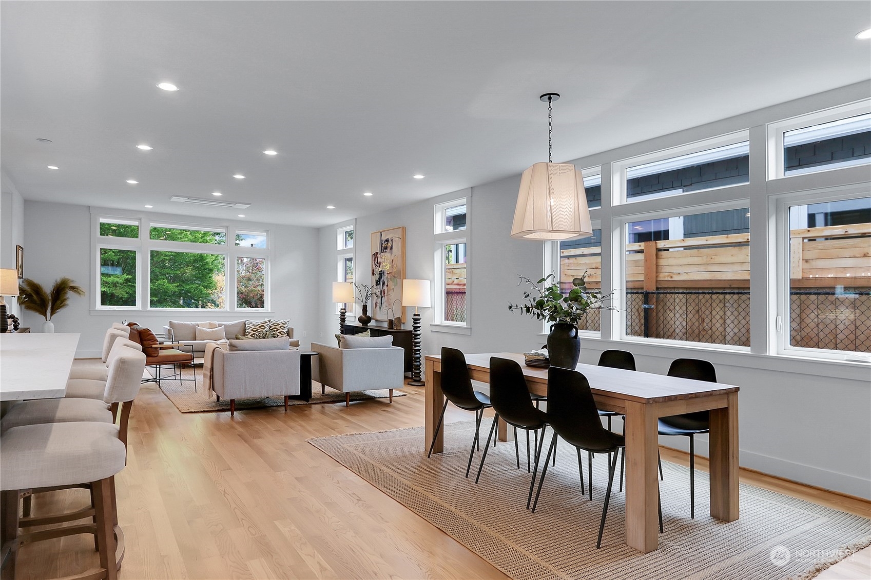 2133 6th Avenue W Unit: 1