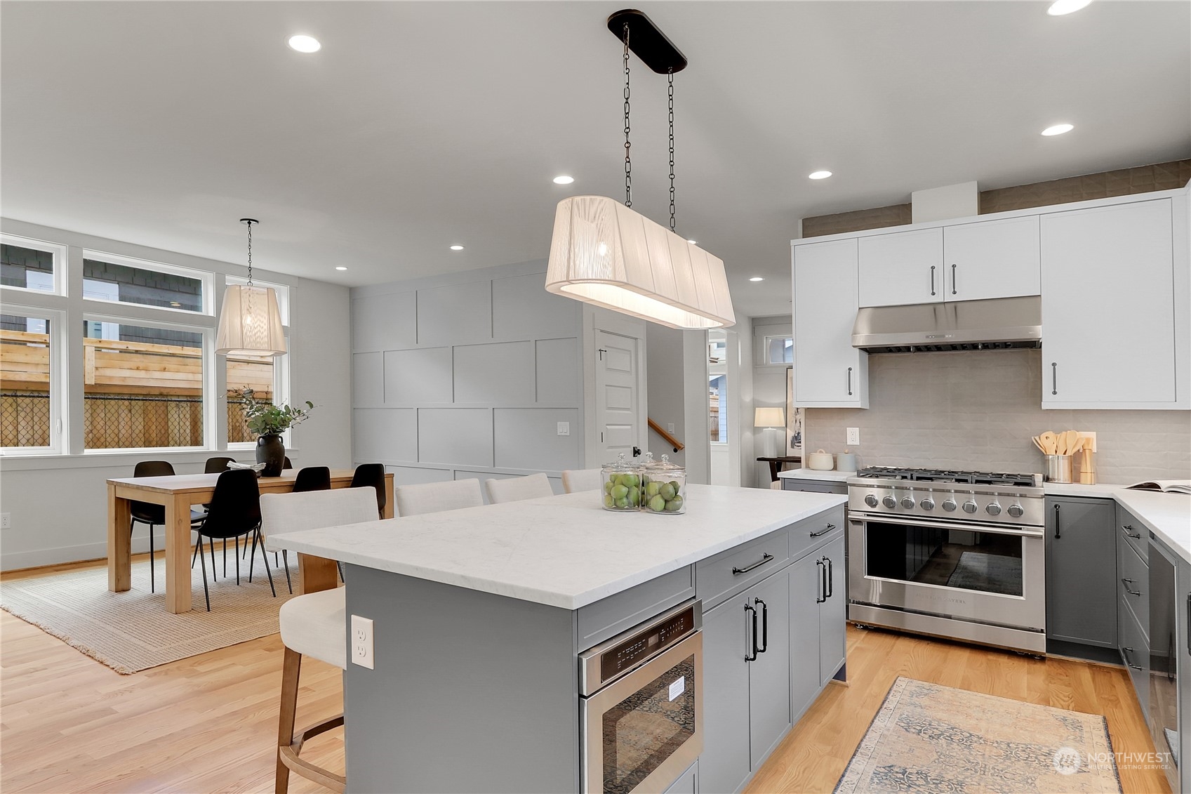 2133 6th Avenue W Unit: 1