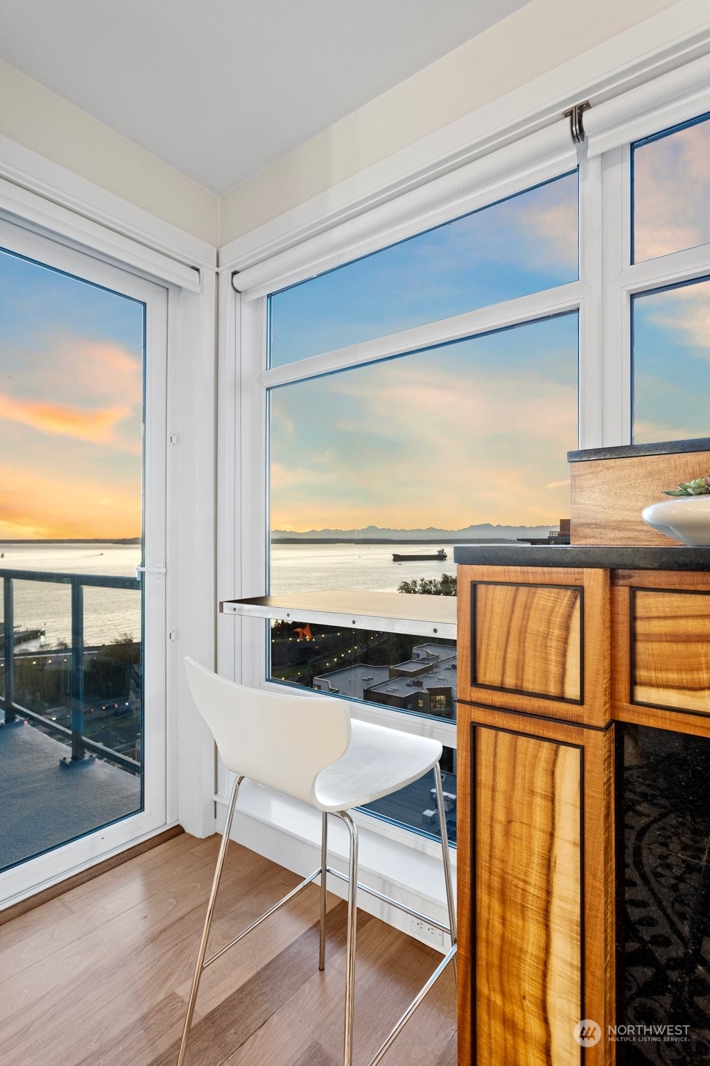 2801 1st Avenue Unit: 1216