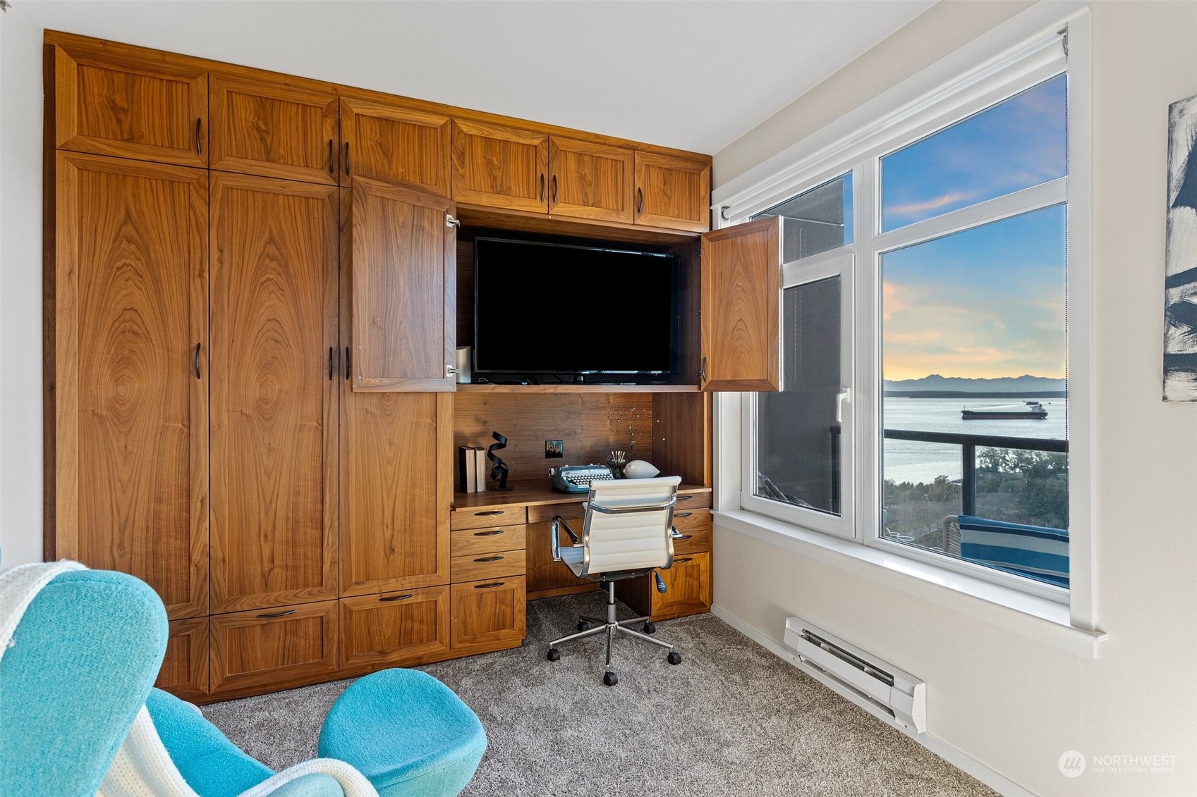 2801 1st Avenue Unit: 1216