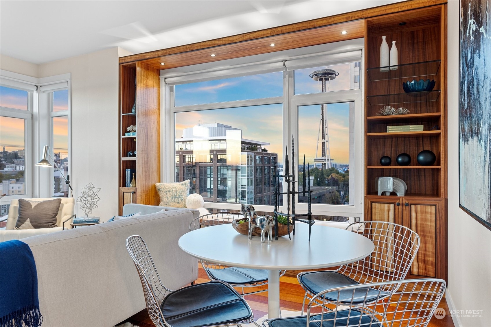2801 1st Avenue Unit: 1216