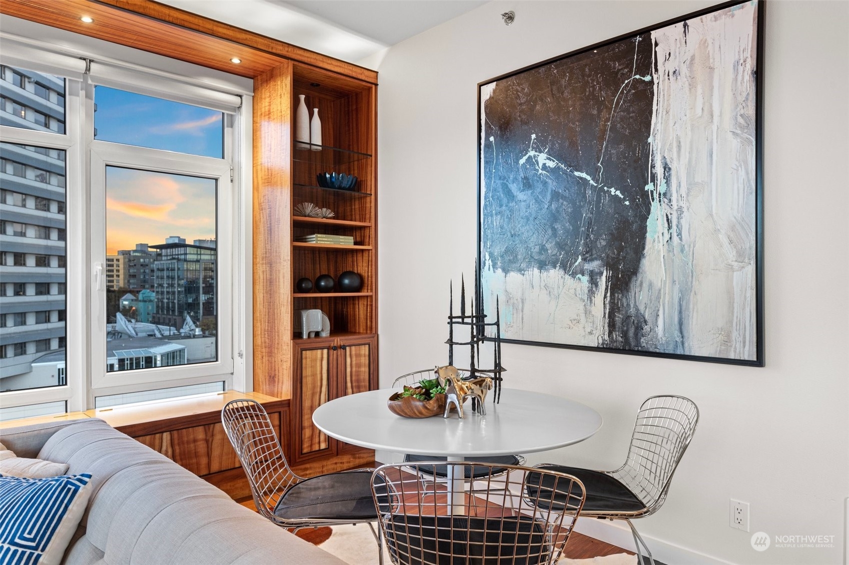 2801 1st Avenue Unit: 1216