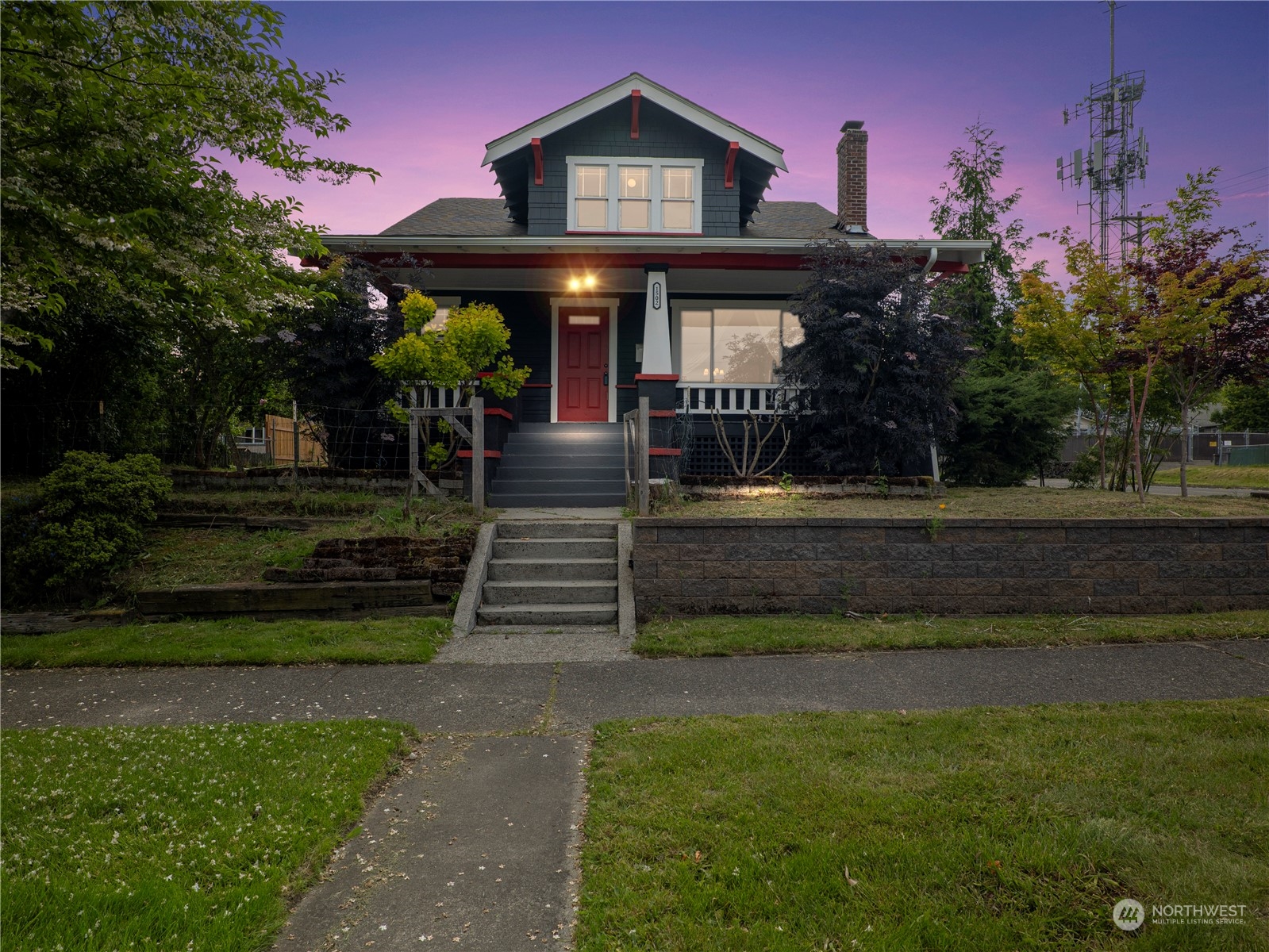 1502 S Ainsworth Avenue