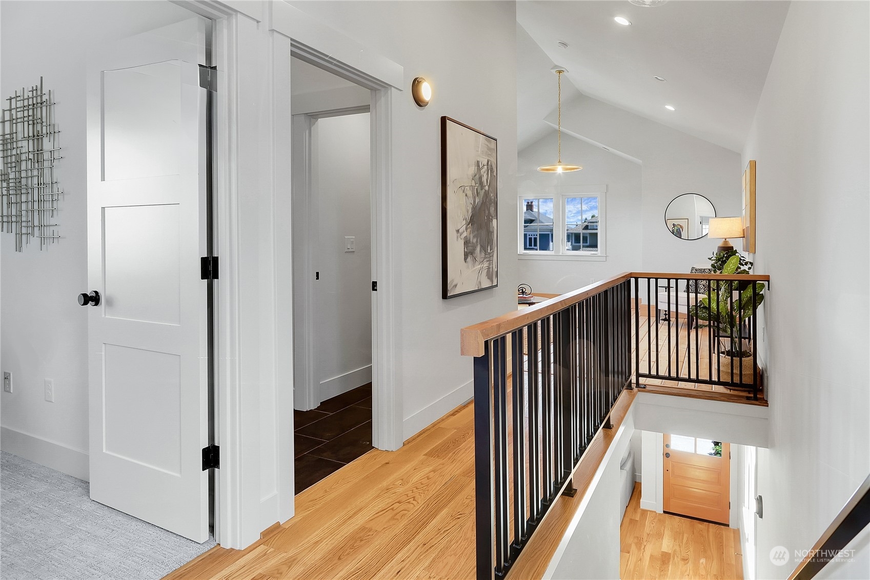 2135 6th Avenue W Unit: 2