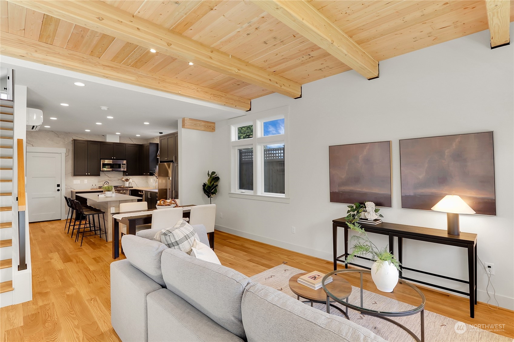 2135 6th Avenue W Unit: 2