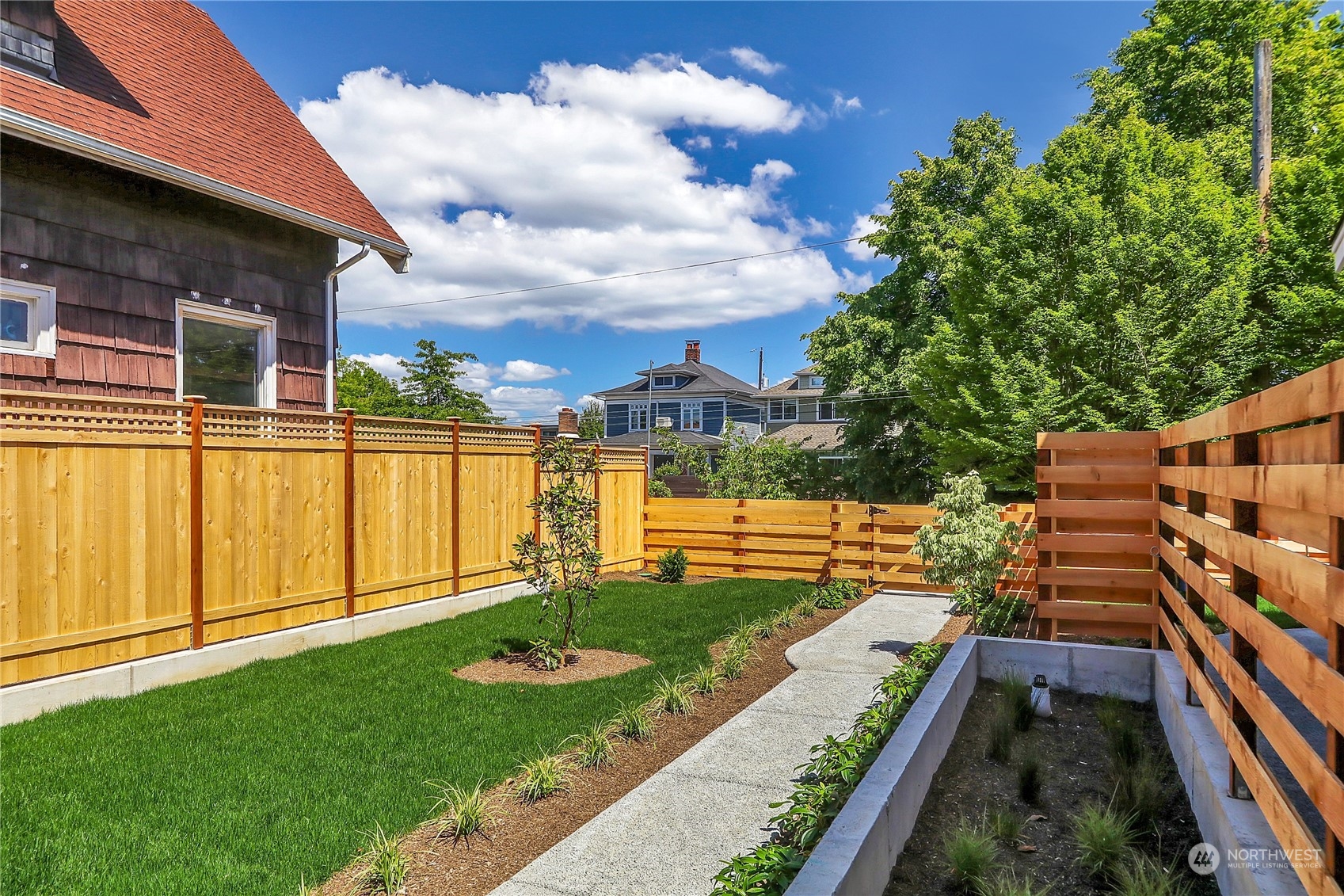 2135 6th Avenue W Unit: 2