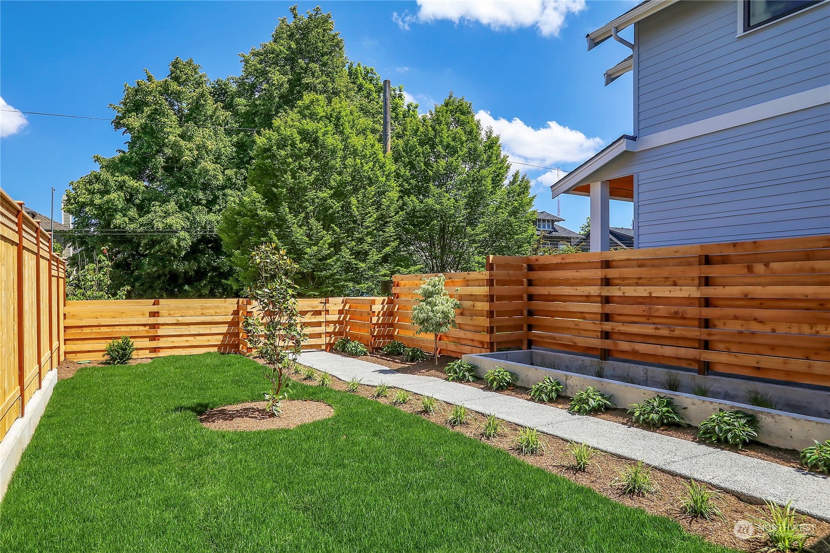 2135 6th Avenue W Unit: 2