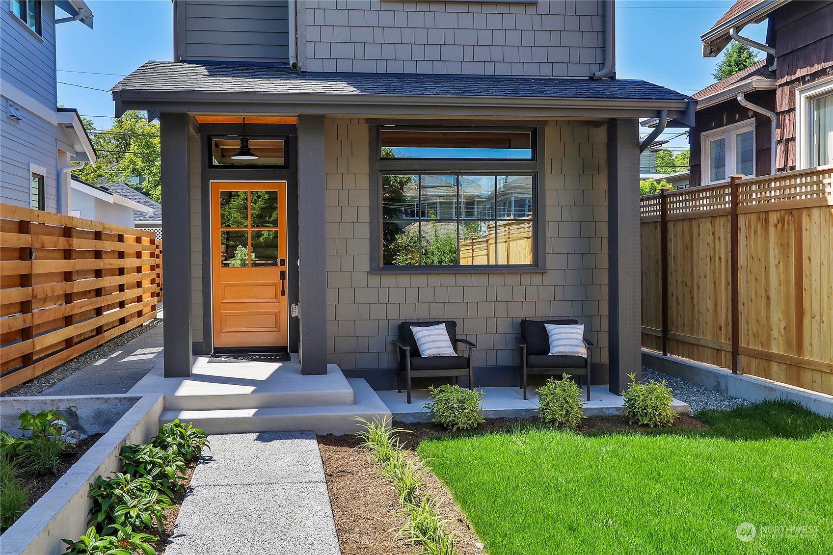 2135 6th Avenue W Unit: 2