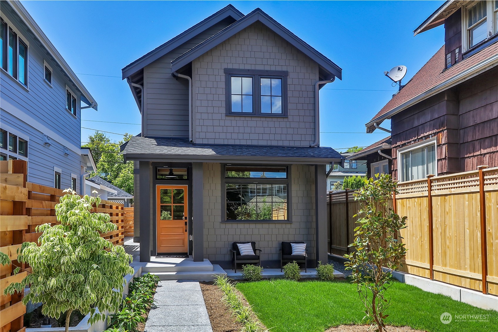 2135 6th Avenue W Unit: 2