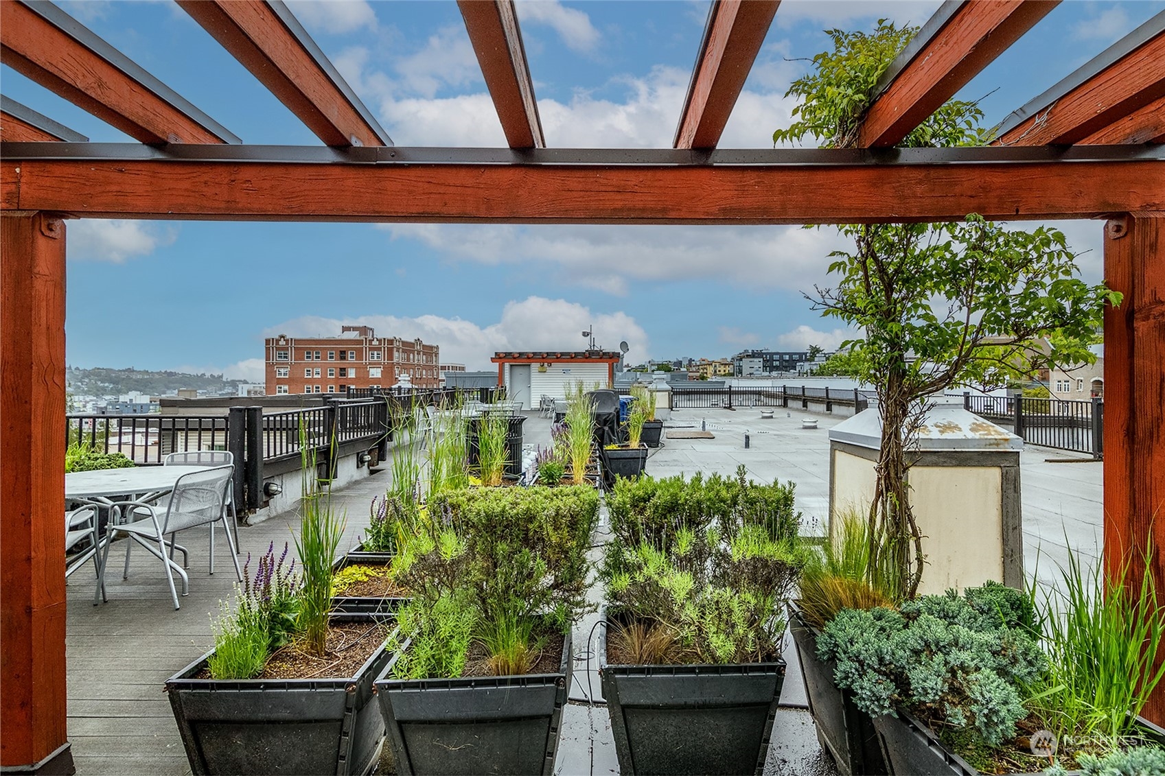 1610 Belmont Avenue Unit: 312