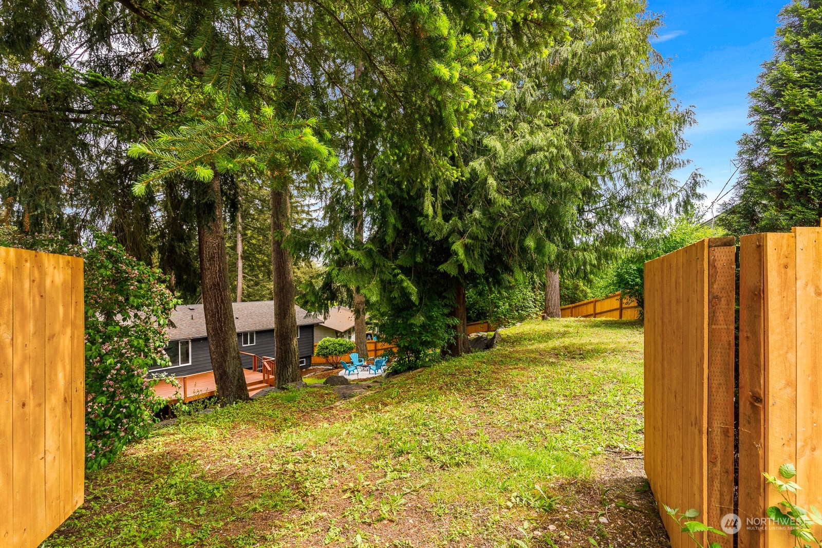 212 143rd Street SE