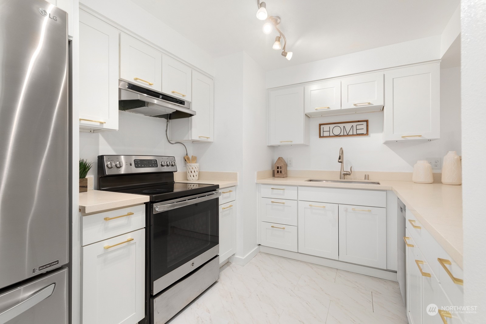 1715 157th Avenue NE Unit: A204