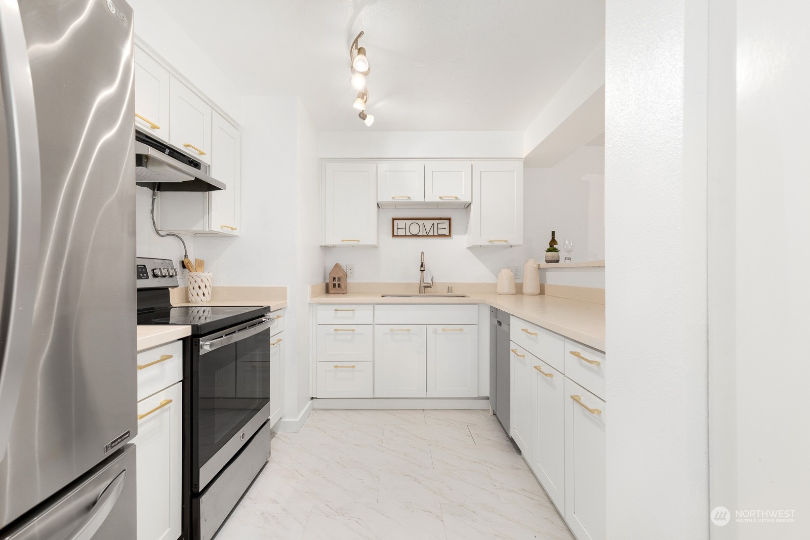1715 157th Avenue NE Unit: A204