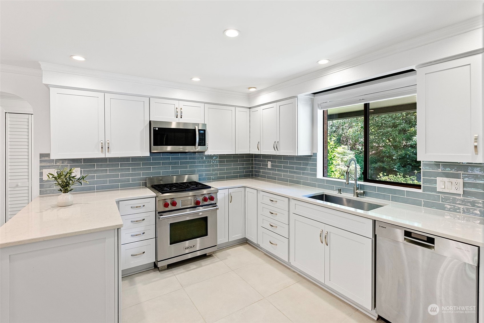 11641 NE Sunset Loop
