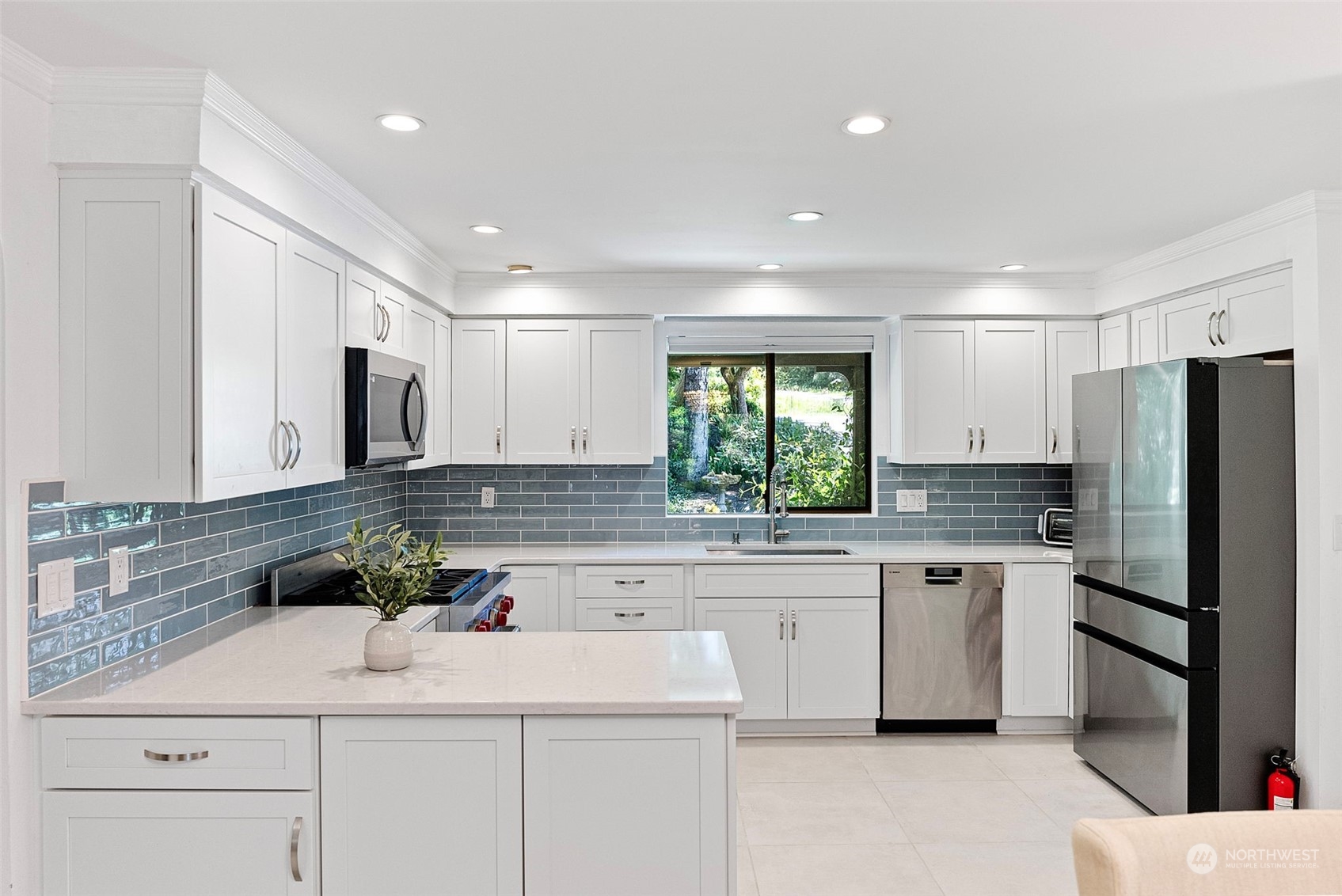 11641 NE Sunset Loop