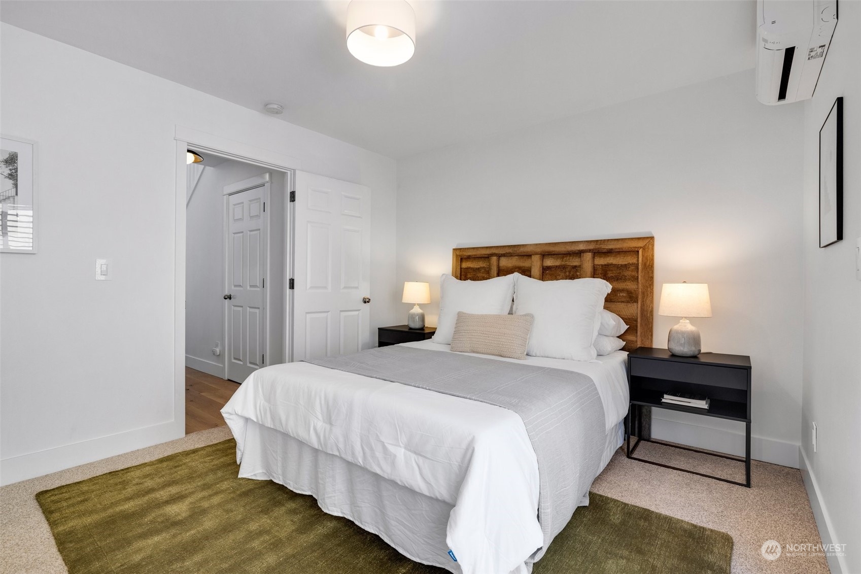 3613 22nd Avenue W Unit: B