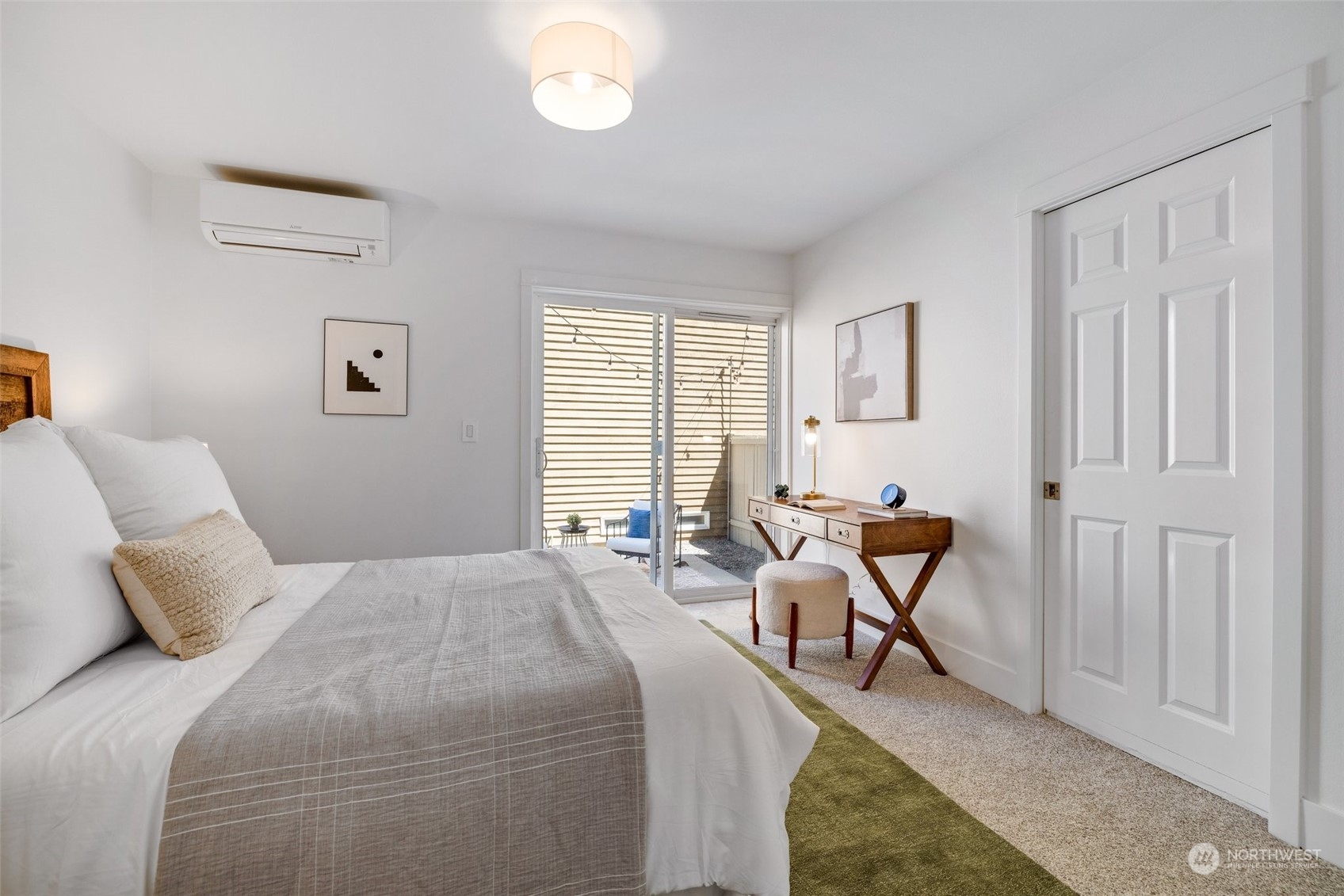 3613 22nd Avenue W Unit: B