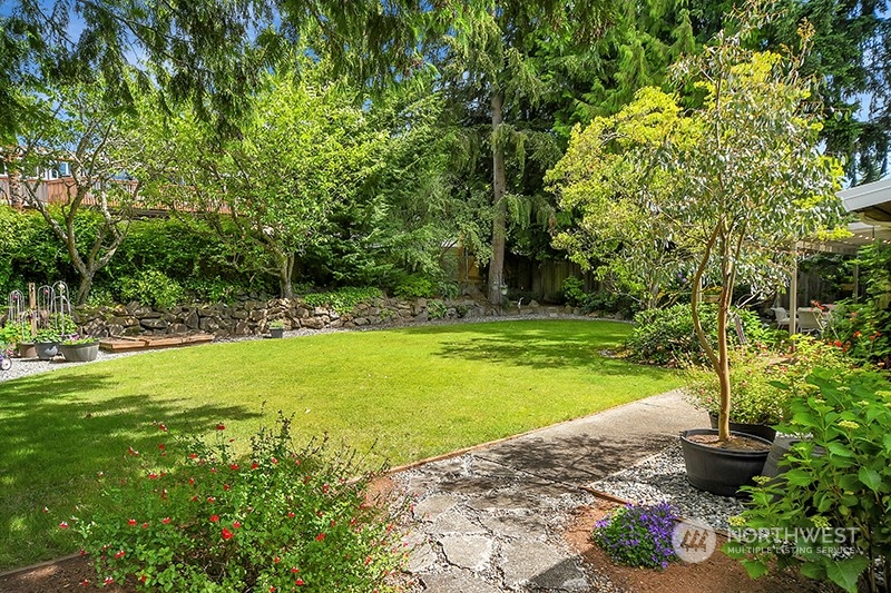 17838 6th Avenue SW