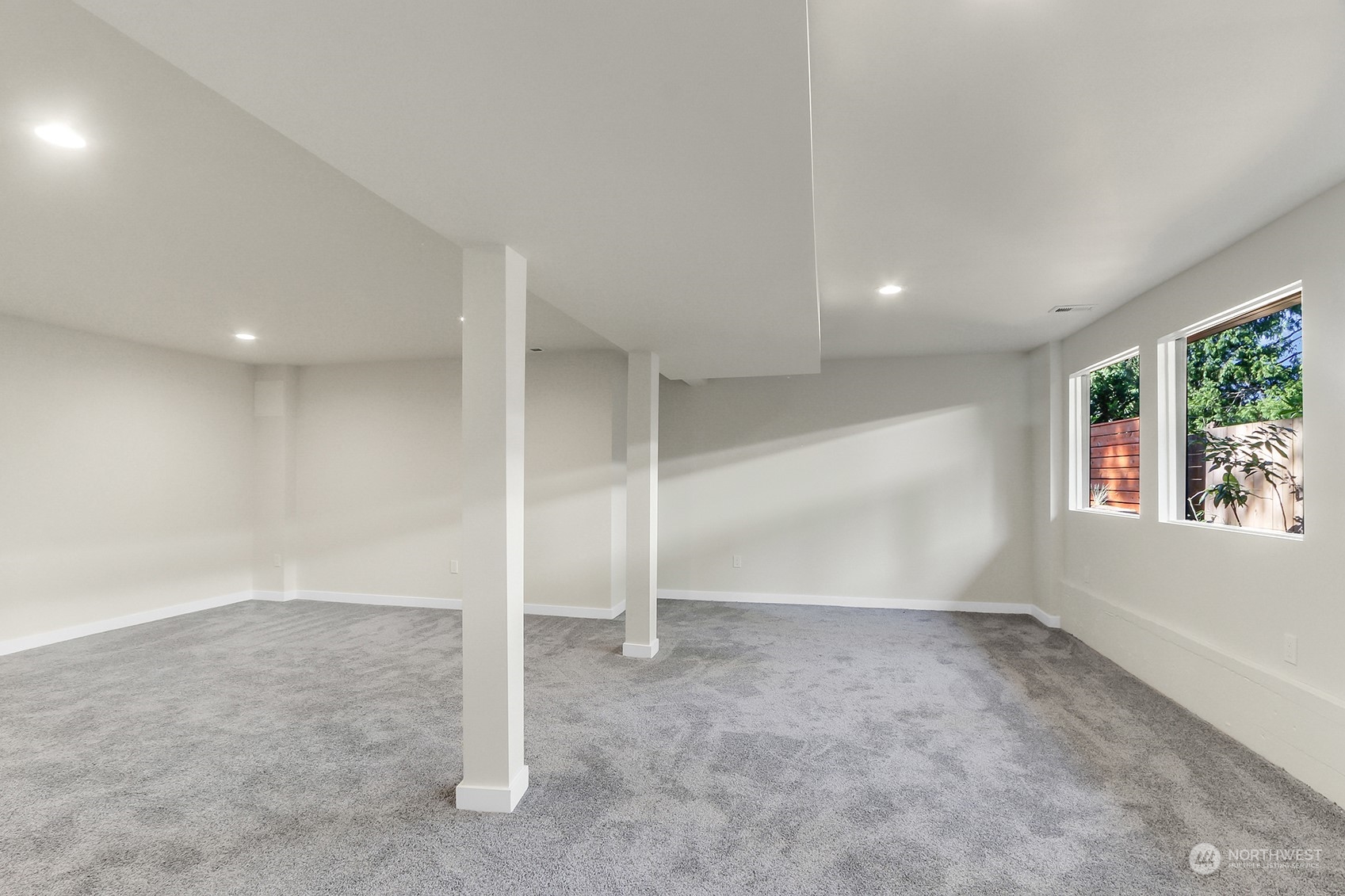 1647 NE 186th Street