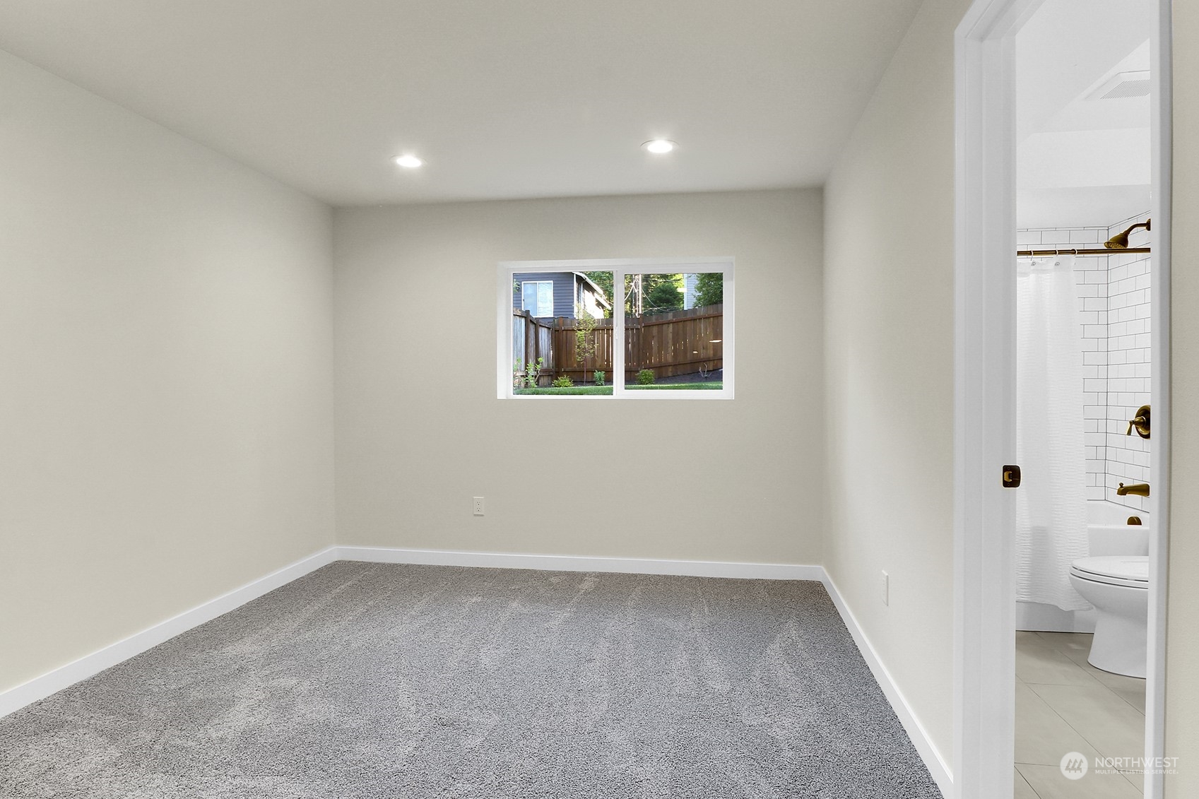 1647 NE 186th Street