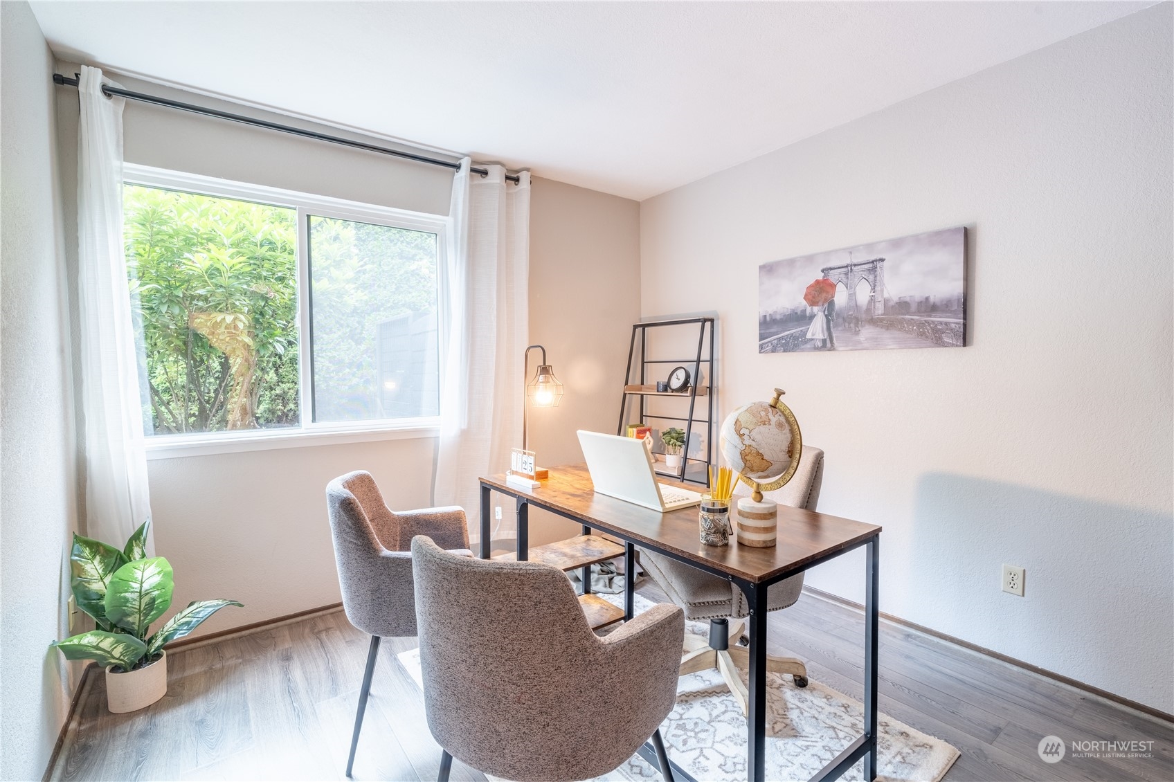 11300 1st Avenue NE Unit: 127
