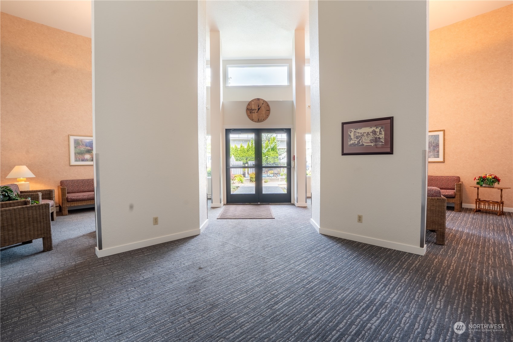 11300 1st Avenue NE Unit: 127