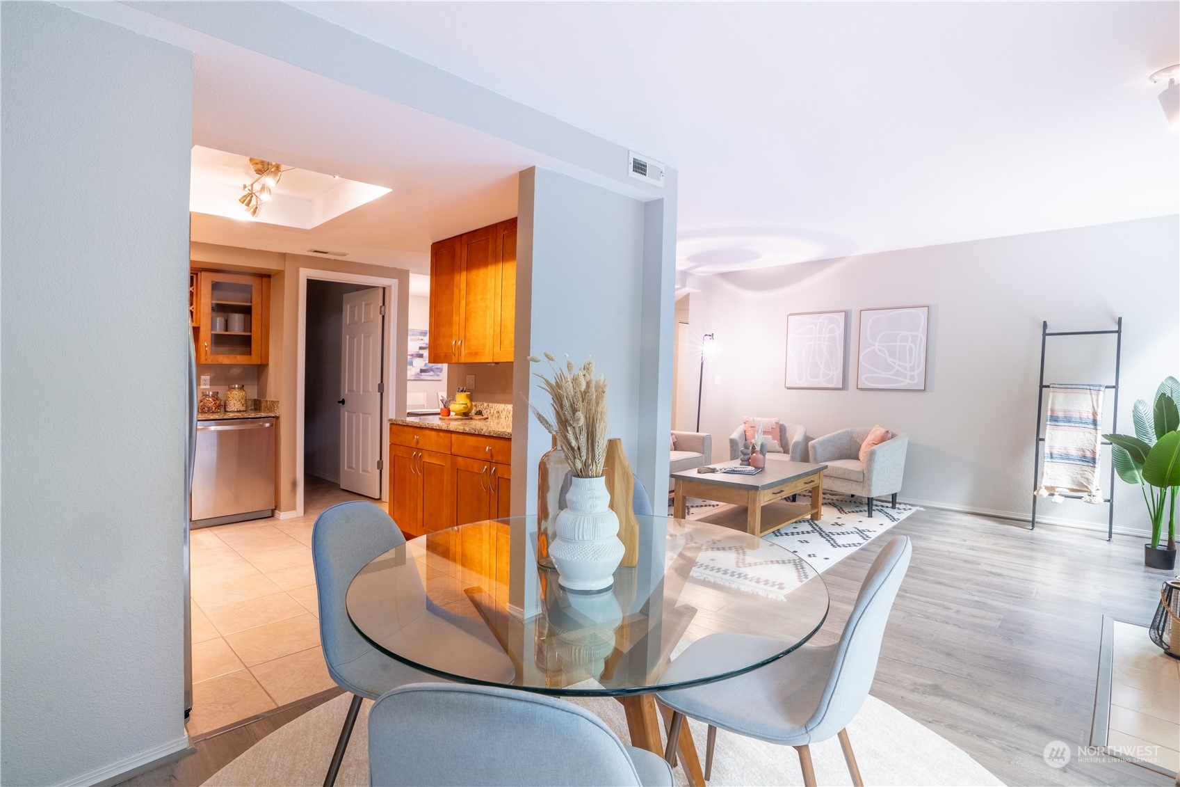 11300 1st Avenue NE Unit: 127