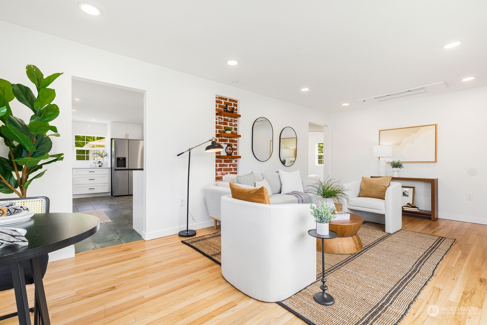 4901 Dogwood Drive