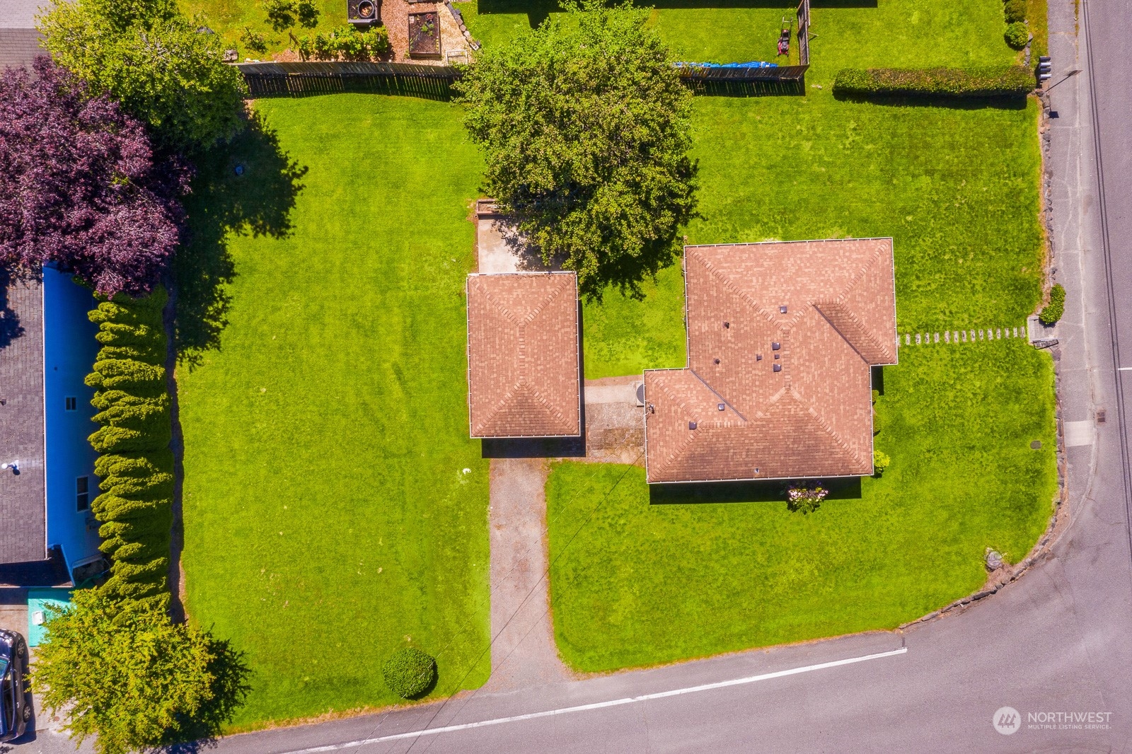 4901 Dogwood Drive