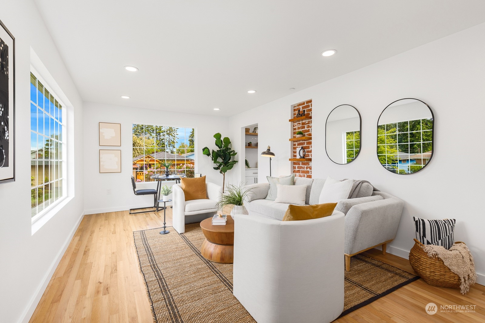 4901 Dogwood Drive
