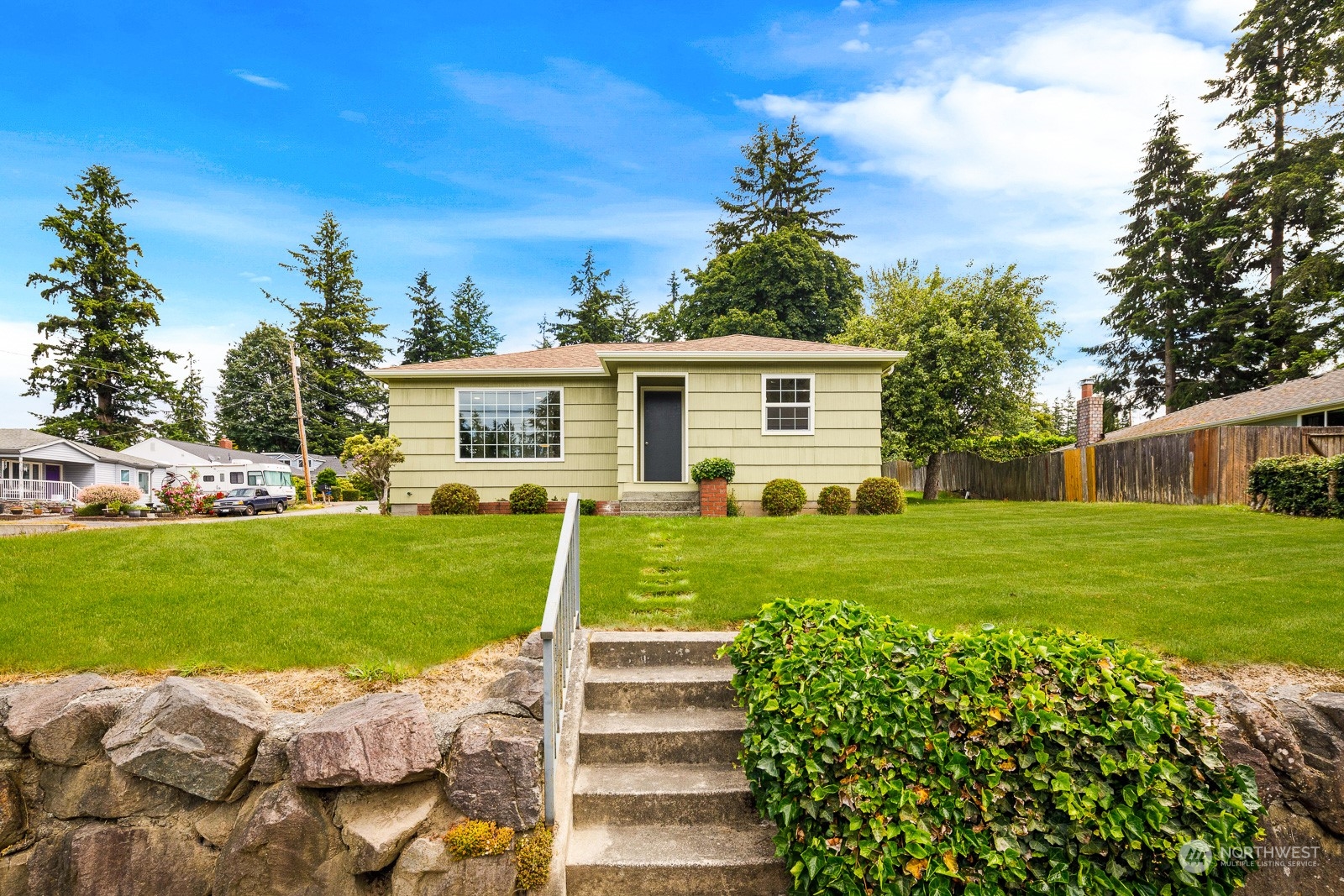 4901 Dogwood Drive