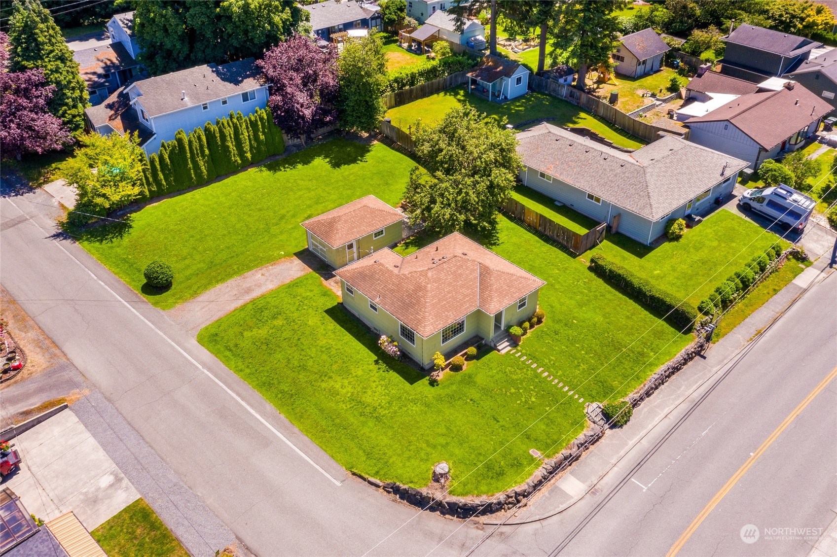 4901 Dogwood Drive