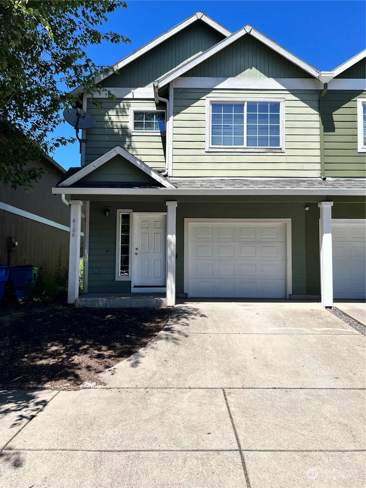6106 NE 33rd Circle