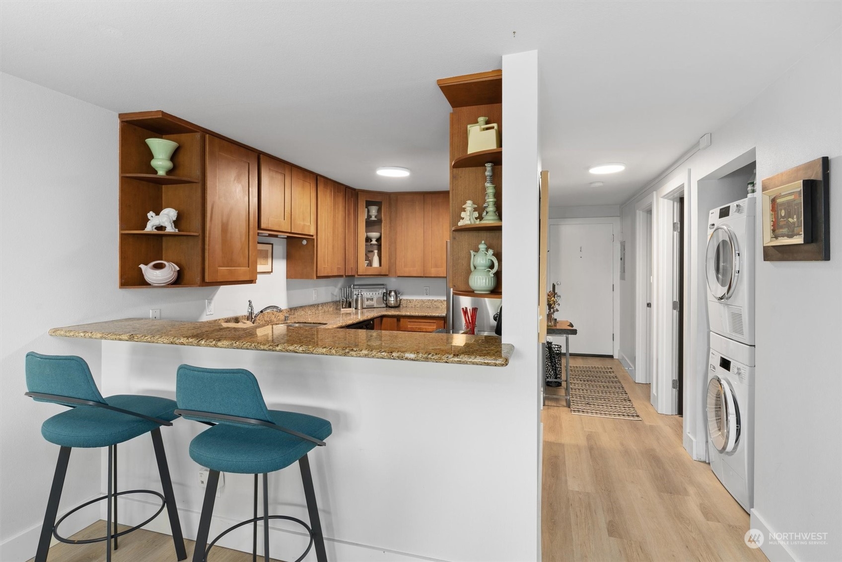 1717 5th Avenue N Unit: 304