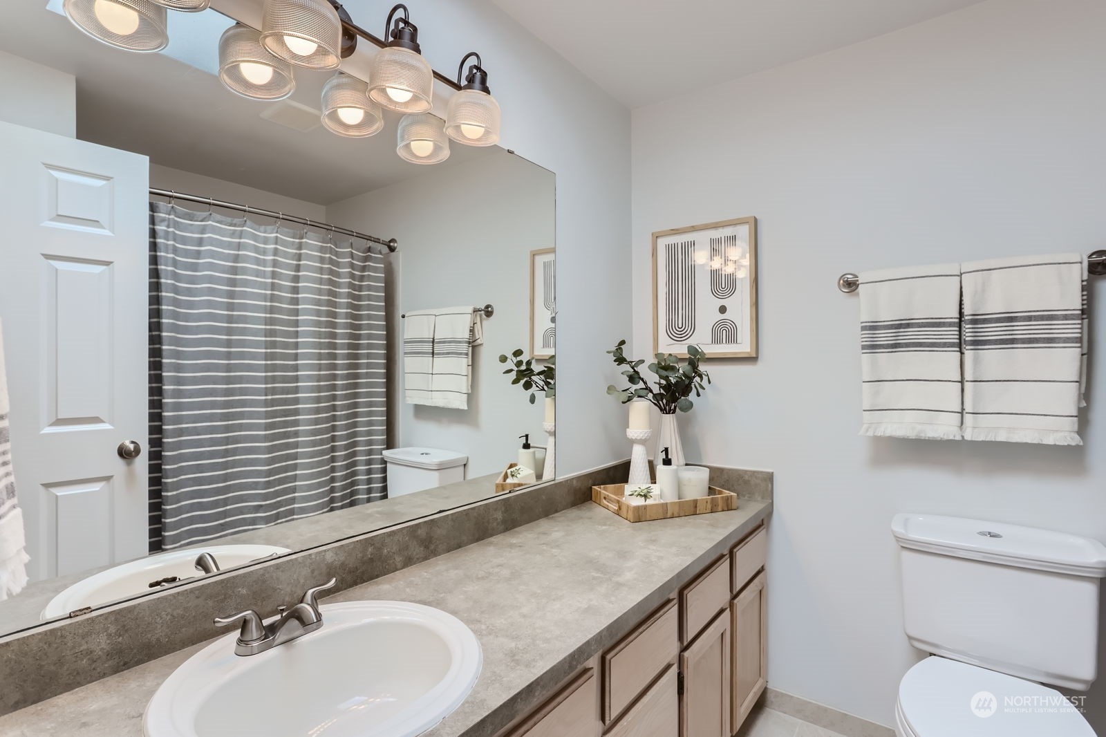 15721 44th Avenue W Unit: C2