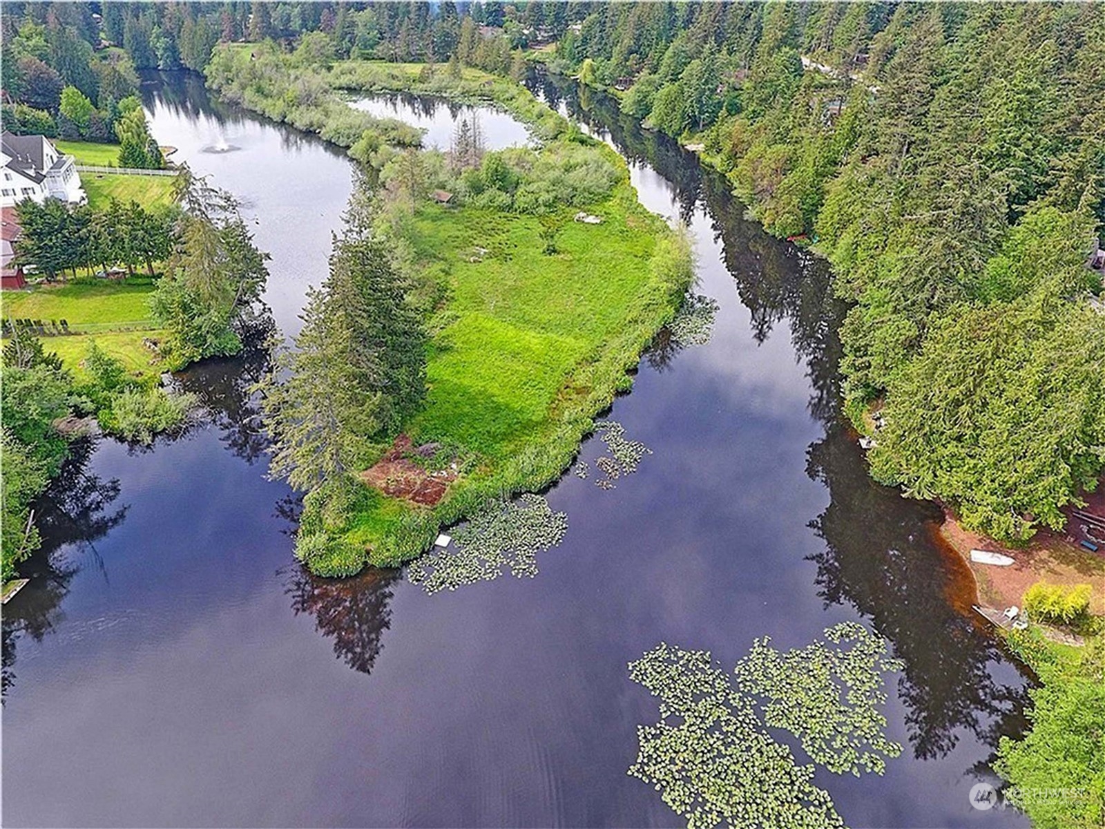 1825 Lake Drive