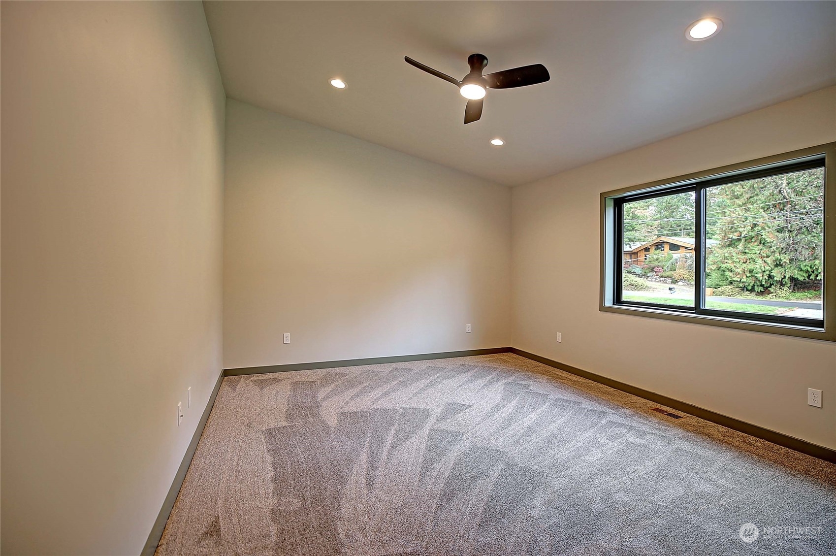 1825 Lake Drive