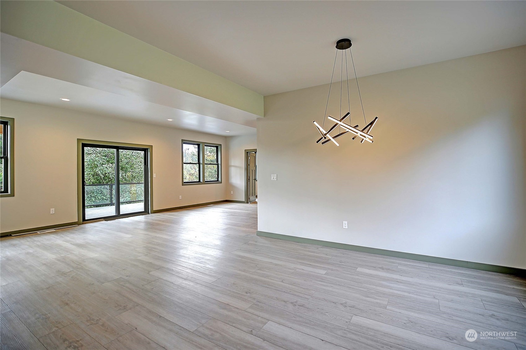 1825 Lake Drive