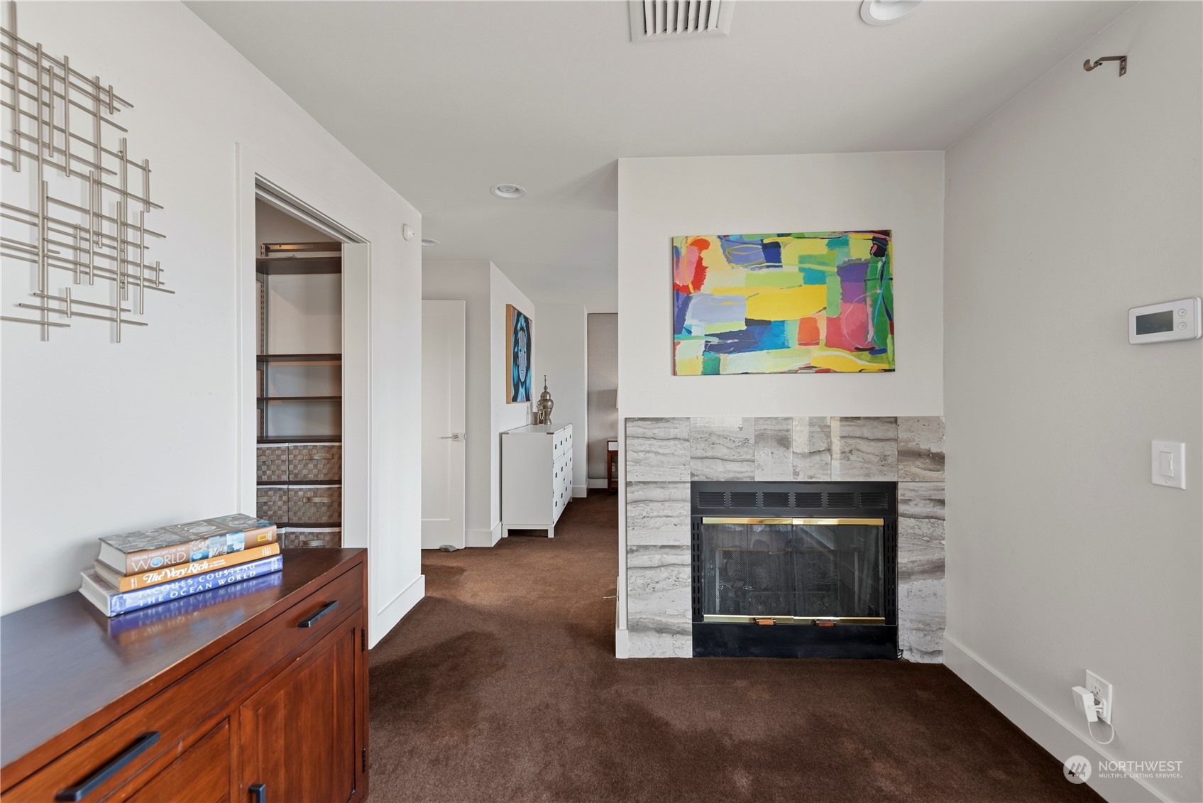 420 Melrose Avenue E Unit: 901