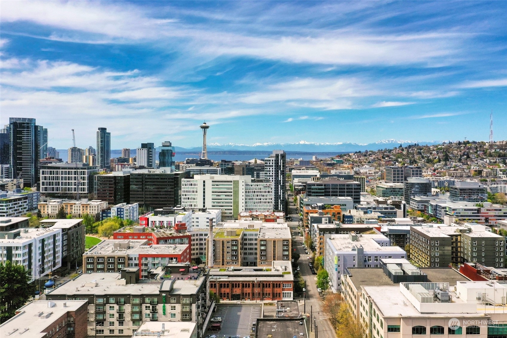 420 Melrose Avenue E Unit: 901